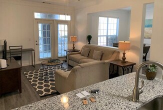 5028 Gardner Dr in Alpharetta, GA - Building Photo - Building Photo