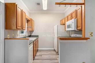 388 Oakland Ave SE in Atlanta, GA - Building Photo - Building Photo