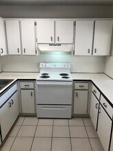 370 E 34th St in Hialeah, FL - Building Photo - Building Photo