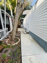 12581 SW 7th St, Unit APT 1 in Davie, FL - Building Photo - Building Photo