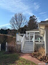 41 Sunrise Ave in East Lyme, CT - Building Photo - Building Photo