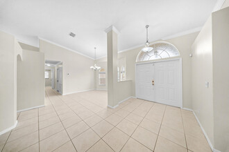 2466 SW Lafayette St in Port St. Lucie, FL - Foto de edificio - Building Photo