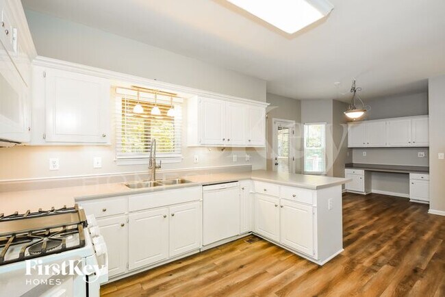 4850 Meadow Overlook Dr in Cumming, GA - Building Photo - Building Photo