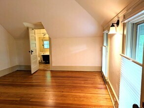 220 Melrose Cir, Unit 2 in Tryon, NC - Building Photo - Building Photo