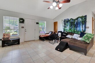 3613 Burton Cir in Navarre, FL - Building Photo - Building Photo