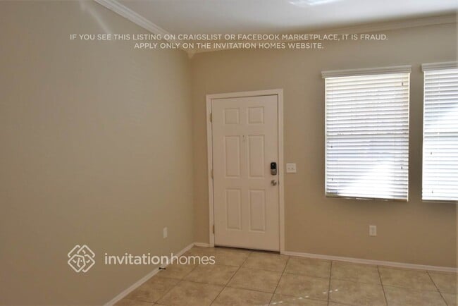 1450 S Longspur Ln in Gilbert, AZ - Building Photo - Building Photo