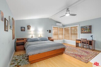 740 Marco Pl in Los Angeles, CA - Building Photo - Building Photo