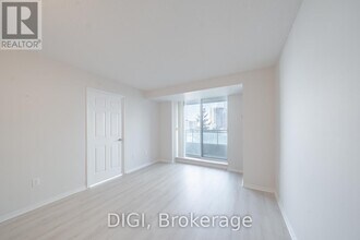 1-501 Pemberton Ave in Toronto, ON - Building Photo - Building Photo