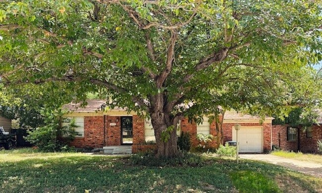 property at 3259 Creston Ave