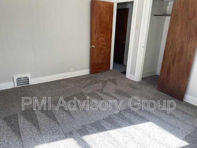 721 SW Park Ln in Topeka, KS - Building Photo - Building Photo