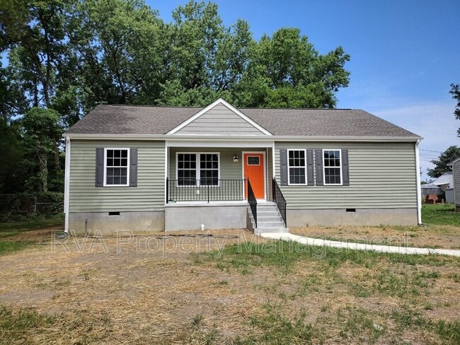 property at 1910 Holly St