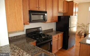 4929 Chaste Tree Pl in Woodbridge, VA - Building Photo - Building Photo