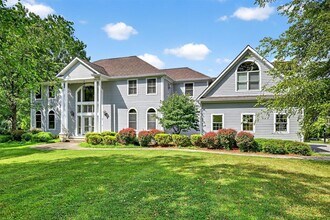 7 Paiges Way in Warwick, NY - Building Photo - Building Photo