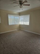 885 Paris Ave S, Unit B in St. Petersburg, FL - Building Photo - Building Photo