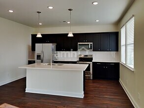 95 Pecan Dr in Dallas, GA - Building Photo - Building Photo