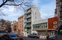 277 E 7th St in New York, NY - Building Photo - Building Photo