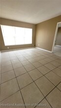 241 S Commerce Ave in Sebring, FL - Building Photo - Building Photo