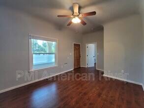 3140 Martin Luther King Jr Blvd in Sacramento, CA - Building Photo - Building Photo
