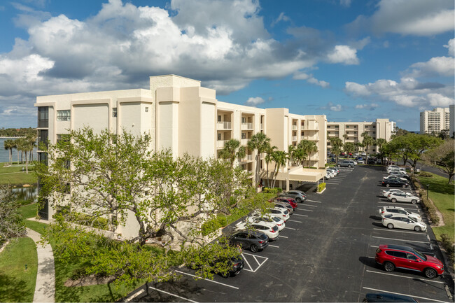 Broadview Intracoastal Place in Jupiter, FL - Building Photo - Building Photo