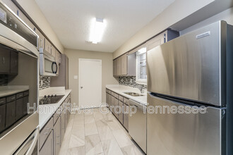 3388 Greenridge Cove in Memphis, TN - Building Photo - Building Photo