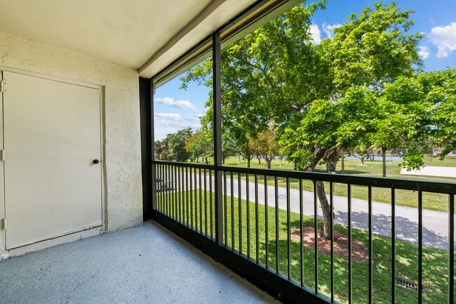 4276 NW 89th Ave in Coral Springs, FL - Building Photo - Building Photo