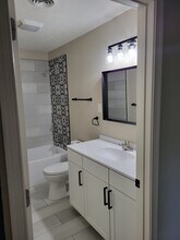 1919 Bancroft Dr in Hampton, VA - Building Photo - Building Photo
