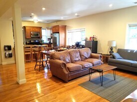 119 Morrison Ave, Unit 1 in Somerville, MA - Building Photo