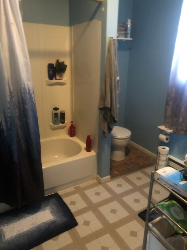71 E Kellen Dr in Amboy, IL - Building Photo - Building Photo