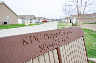 Villas at Charleston in Columbiana, OH - Building Photo - Building Photo