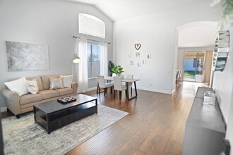 29557 Mammoth Ln in Santa Clarita, CA - Foto de edificio - Building Photo