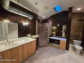 94 Chestnut St in Albany, NY - Building Photo - Building Photo