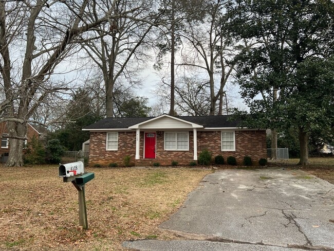 4128 Dearing St SE in Covington, GA - Foto de edificio - Building Photo