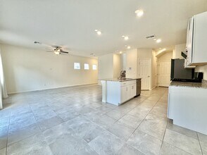 9227 S Park St in Las Vegas, NV - Building Photo - Building Photo