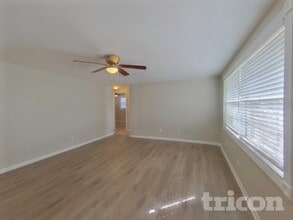 8589 Lantana Dr in Seminole, FL - Building Photo - Building Photo