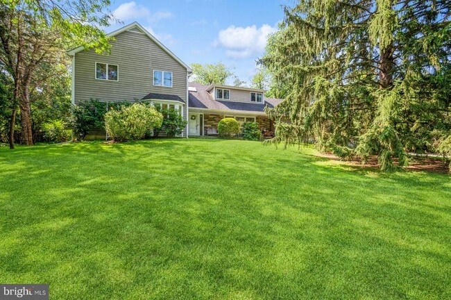 property at 536 Rosedale Rd