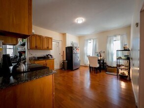 18 Egleston St in Boston, MA - Building Photo - Building Photo