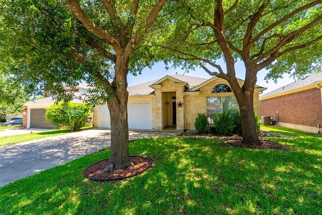 605 Arrowood Pl in Round Rock, TX - Building Photo - Building Photo
