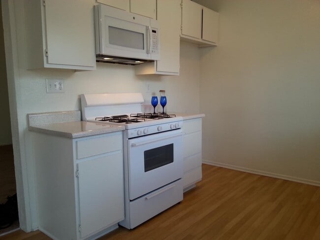 7386 Saddle Rd, Unit A