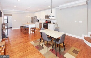 112 S Calhoun St in Baltimore, MD - Building Photo - Building Photo