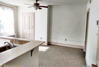 1355 Ridge Ave, Unit Unit 3 in Philadelphia, PA - Building Photo - Building Photo