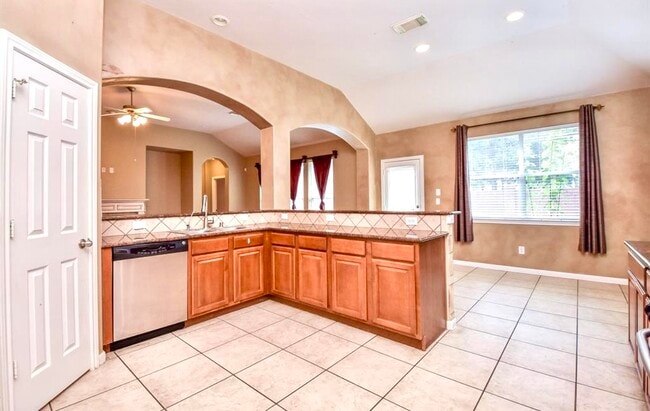 26418 Meadow Dawn Ln