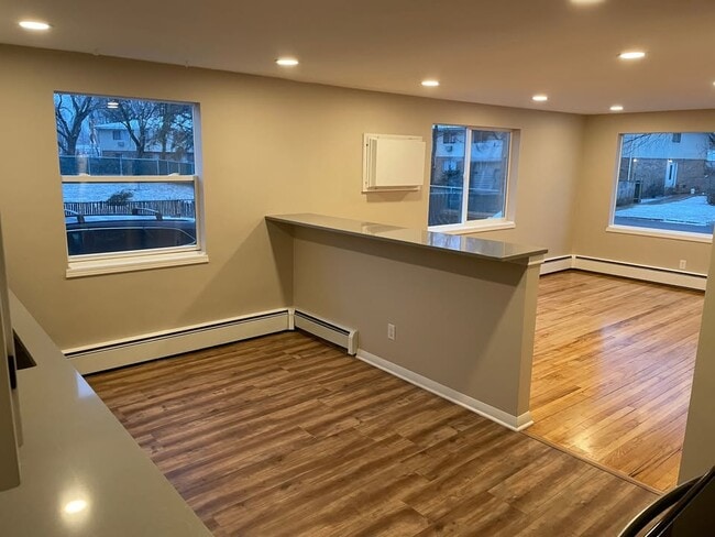 415 Algoma St, Unit 2 in Madison, WI - Building Photo - Building Photo