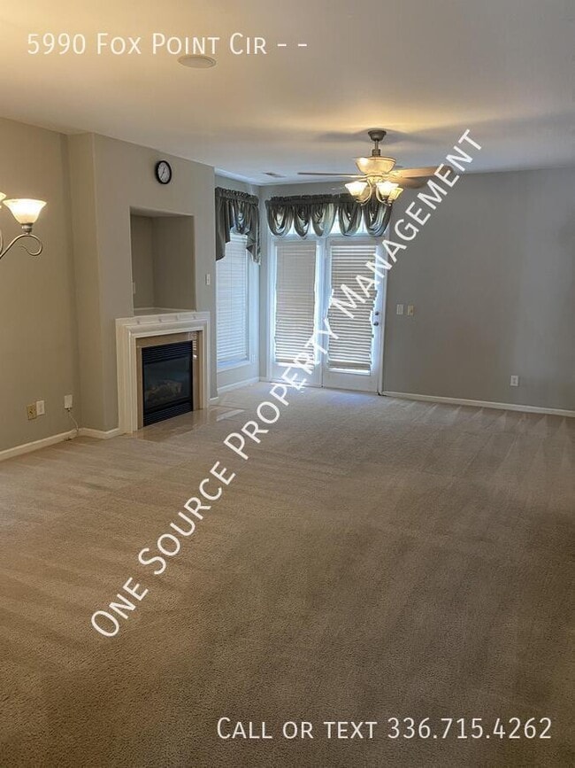 5990 Fox Point Cir in Winston-Salem, NC - Building Photo - Building Photo