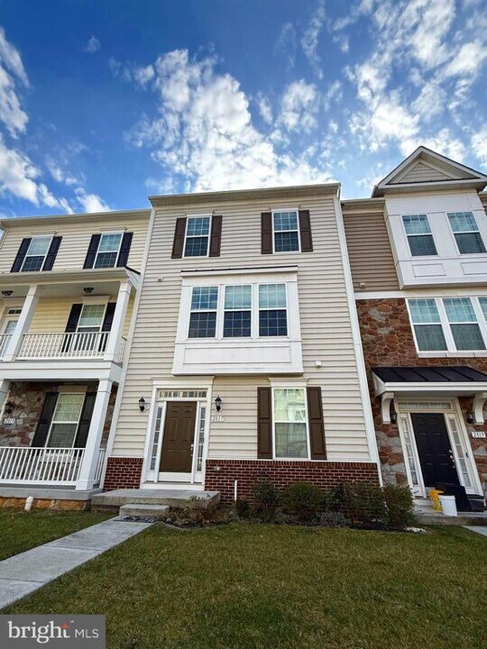 2817 Shearwater Ln in Frederick, MD - Building Photo