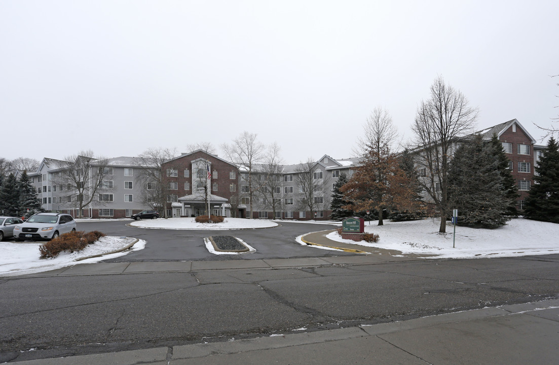 Beacon Hill in Minnetonka, MN - Building Photo