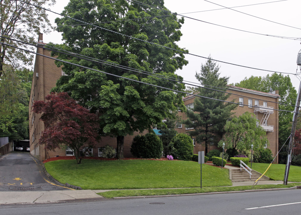 The Englewood in Englewood, NJ - Foto de edificio