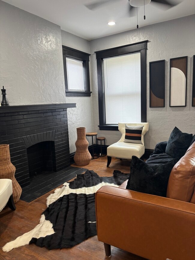 property at 5480 Claxton Ave