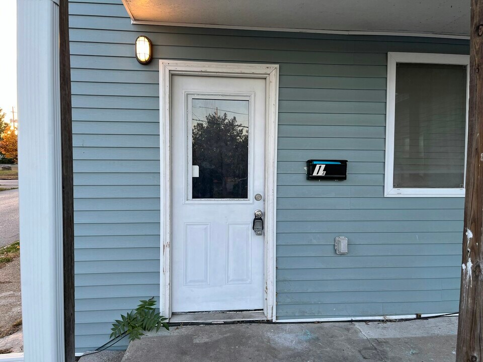 1518 Howard St in Indianapolis, IN - Building Photo