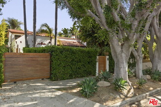 918 N La Jolla Ave in West Hollywood, CA - Building Photo - Building Photo