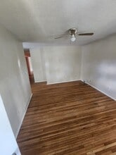 2009 Northover Rd in Toledo, OH - Foto de edificio - Building Photo